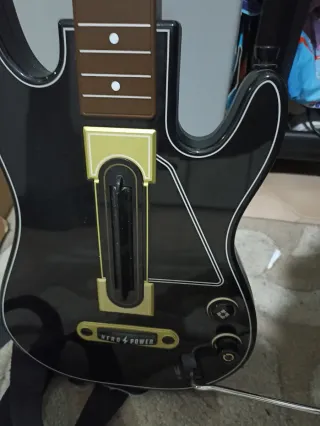 Chitarra Guitar Hero Live PS4