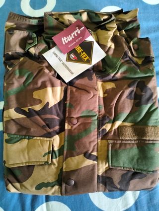 CHAQUETON TIPO MILITAR GORE-TEX CAMUFLAJE ITURRI