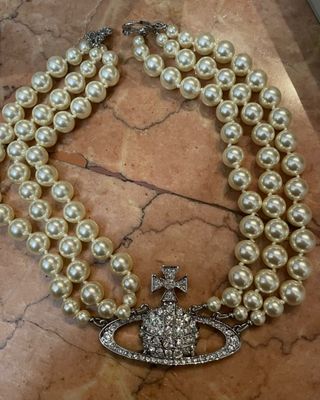 Vivienne Westwood collana perle orb