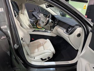 VOLVO V60 Cross Country 2.0 B5 G AWD2022