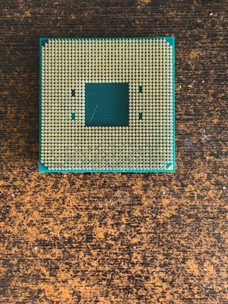 Procesador AMD Ryzen 3 2200G Gráfica Integrada