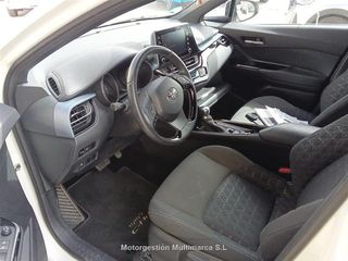 TOYOTA C-HR 2.0 180H Advance