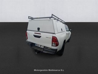 TOYOTA HILUX 2.4 D-4D Cabina Doble GX
