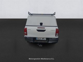 TOYOTA HILUX 2.4 D-4D Cabina Doble GX