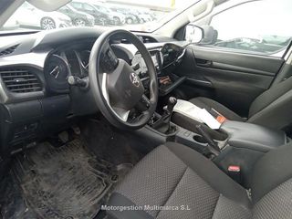 TOYOTA HILUX 2.4 D-4D Cabina Doble GX