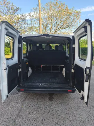 Nissan NV300 2022