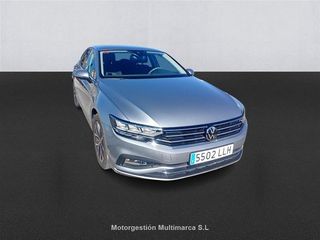 VOLKSWAGEN PASSAT Executive 2.0 TDI 90kW (122CV) DSG