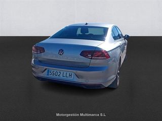 VOLKSWAGEN PASSAT Executive 2.0 TDI 90kW (122CV) DSG