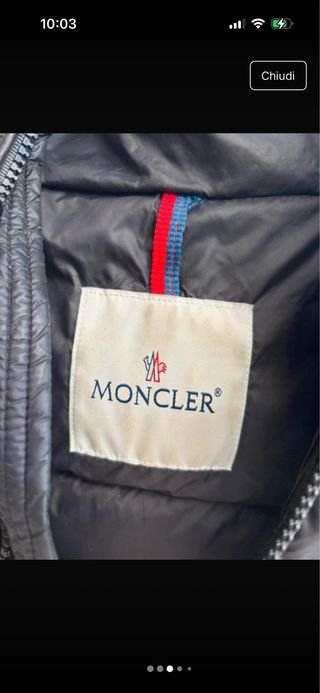 Moncler smanicato nero