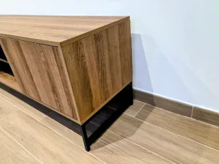Mueble TV Madera y Metal Nuevo
