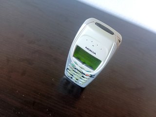 Nokia 3410 con scatola, batteria e caricabatteria