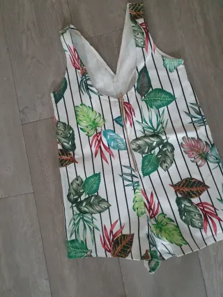 Mono corto Zara estampado hojas