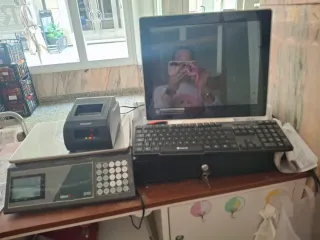 TPV con balanza, cajón y impresora