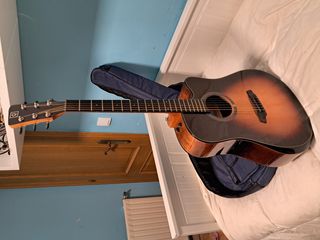Guitarra electroacústica QGA 100CE SB