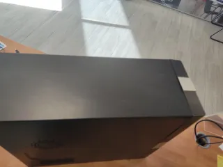 Torre PC Sobremesa Negra y Plateada