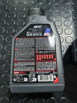 Aceite Motul 800 2T 1L 100% Sintético