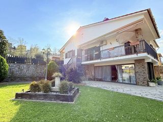 Casa en venta en Riells i Viabrea