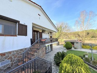 Casa en venta en Riells i Viabrea