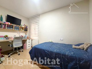 Piso en venta en Avda. de Abril. - 9 de octubre en Sagunto