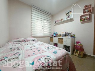 Piso en venta en Avda. de Abril. - 9 de octubre en Sagunto