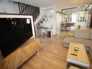 Casa adosada en venta en Barrios (Los)