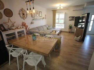 Casa adosada en venta en Barrios (Los)