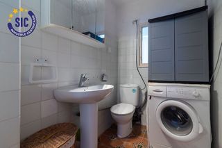 Piso en venta en Avda. de Abril. - 9 de octubre en Sagunto