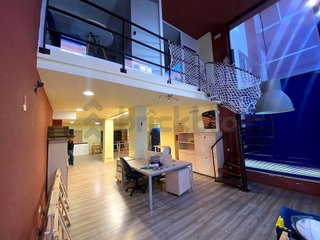 Local comercial en venta en Sant Joan Despí