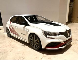 Renault Megane Trophy R Otto 1:18 Carbono
