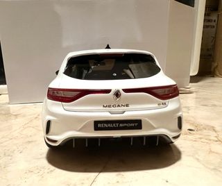 Renault Megane Trophy R Otto 1:18 Carbono