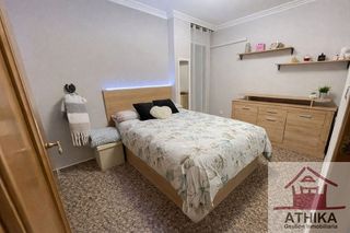 Piso en venta en El Mercado en Manises