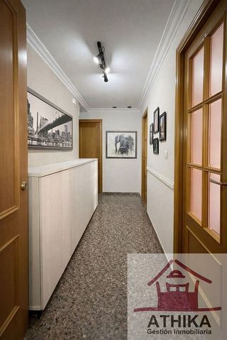 Piso en venta en El Mercado en Manises