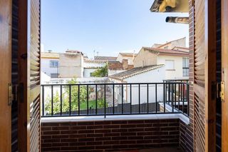 Chalet en venta en Zubia (La)