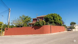 Chalet en venta en La Conarda en Pobla de Vallbona (la)