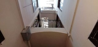 Edificio en venta en La Torrassa en Hospitalet de Llobregat, L´