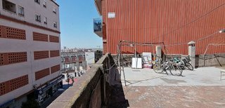 Edificio en venta en La Torrassa en Hospitalet de Llobregat, L´