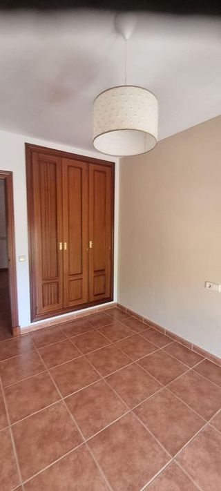 Casa adosada en venta en La Granja-La Colina-Los Pastores en Algeciras