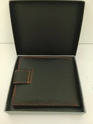Cartera polipiel negra