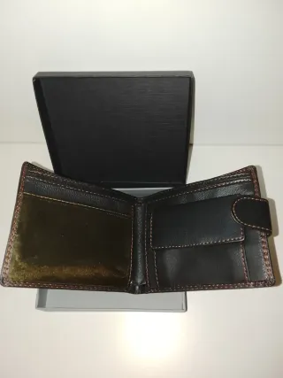 Cartera polipiel negra