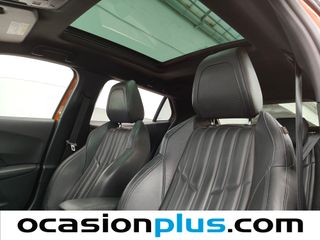 Peugeot 2008 PureTech 130 S&S GT Line EAT8 96 kW (130 CV)