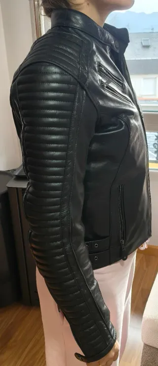 Chaqueta de cuero Segura con protecciones