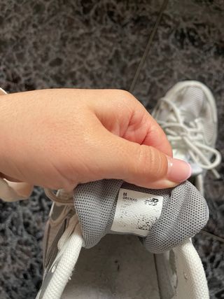 New Balance 530 Plata y Blanco