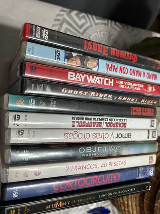 DVDs Variados: Hellboy, Mario Bros, y más