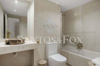 Piso en venta en Nueva Andalucía centro en Marbella