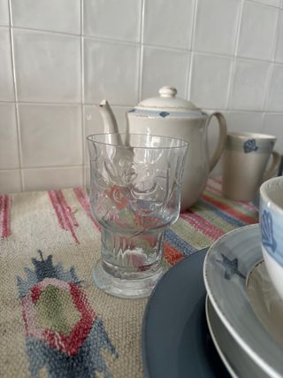 Juego de vajilla cerámica y cristal