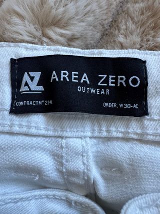 Pantalón Cargo Blanco Denim Talla M