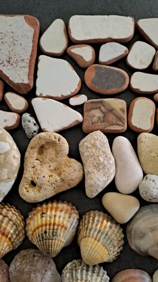 Pietre e vetri levigati dal mare decorazioni