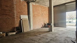 Local comercial en venta en Mas Rampinyó - Carrerada en Montcada i Reixac