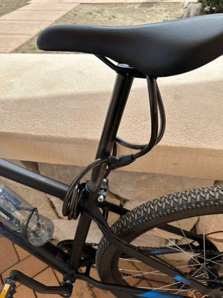 Bicicleta MTB Rockrider Negra y Azul