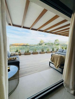 Piso en venta en Los Naranjos - Las Brisas en Marbella